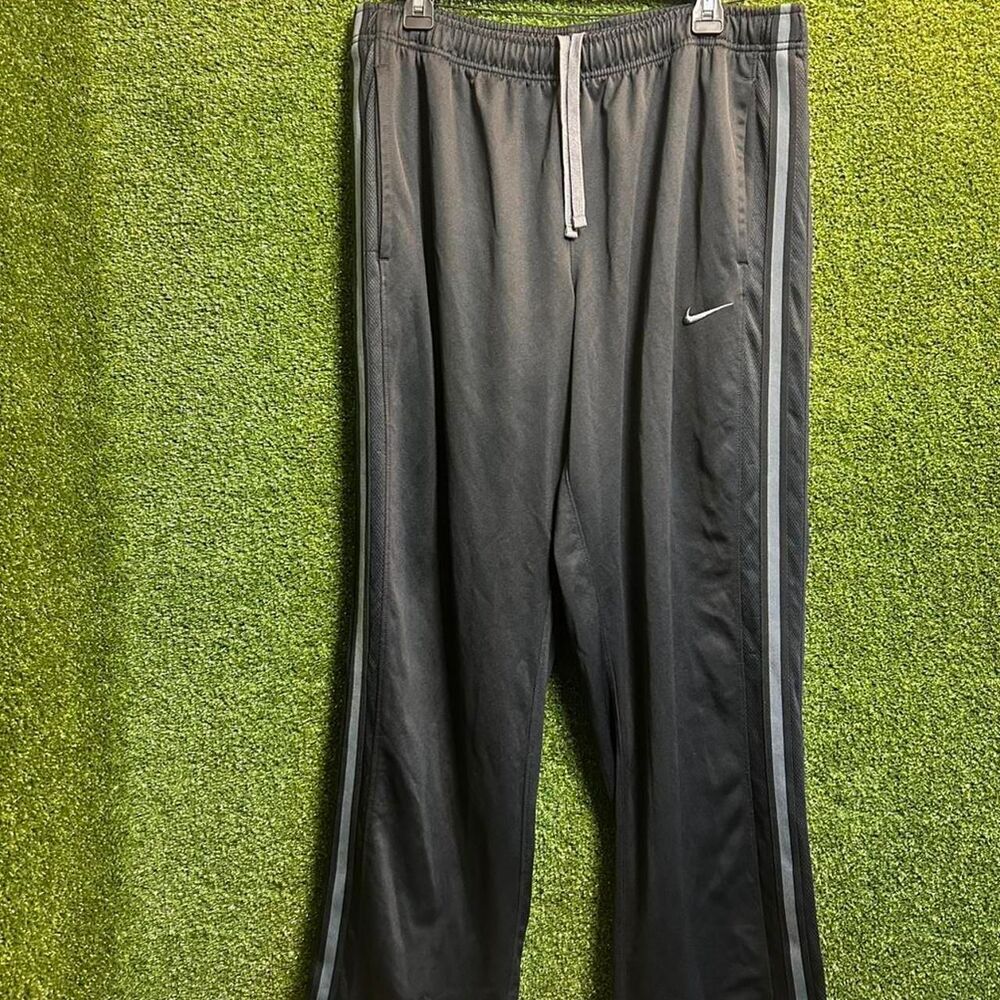 Nike Men's Black and Grey Joggers-tracksuits